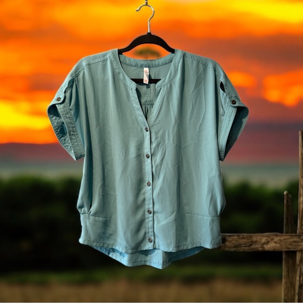 Xhilaration Light Teal Green Top - Picture 10 of 10